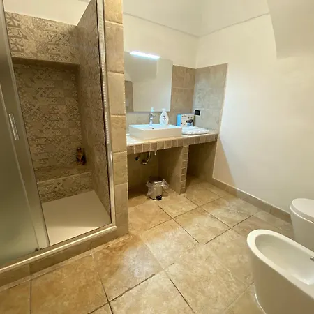 Araxis Luxury Tarente