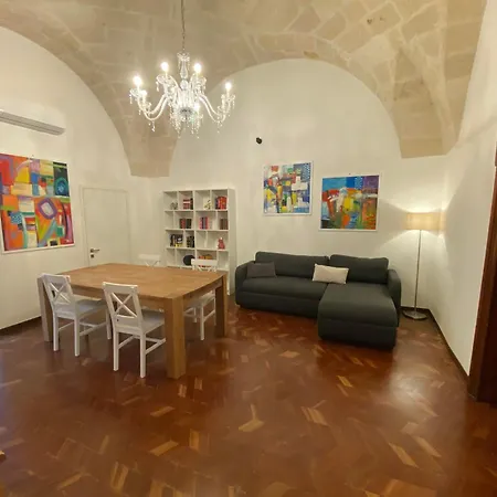 Araxis Luxury Apartment Taranto